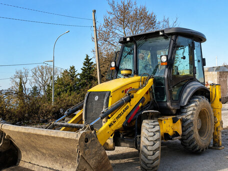2021 New Holland B80B, 5000000 рублей, вид 1