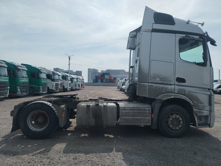 2023 Mercedes-Benz Actros, серый, 6527000 рублей, вид 4