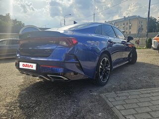 2021 Kia K5 III, синий, 2290000 рублей, вид 4