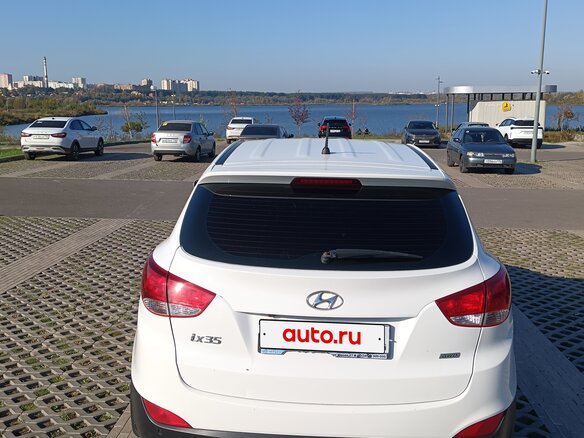 2014 Hyundai ix35 I Рестайлинг, белый, 1450000 рублей - вид 11