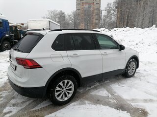 2017 Volkswagen Tiguan II, белый, 2050000 рублей, вид 5