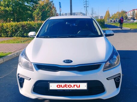 2018 Kia Rio IV, белый, 1450000 рублей, вид 2