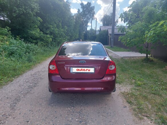 2008 Ford Focus II Рестайлинг, пурпурный - вид 3