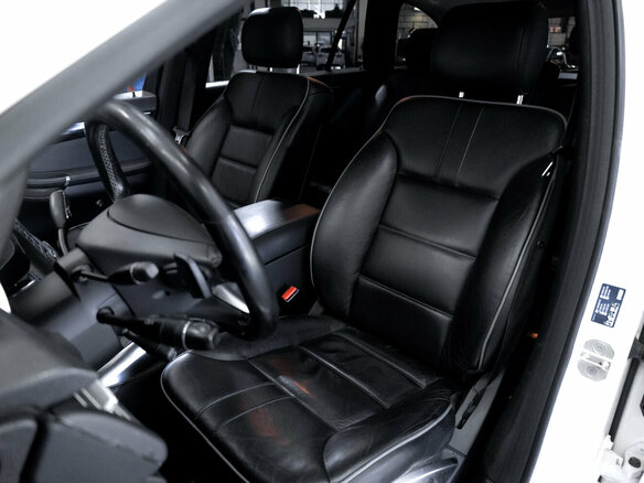 2011 Mercedes-Benz R-Класс 350 Long I Рестайлинг 2, белый, 1390000 рублей - вид 20
