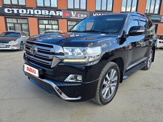 2017 Toyota Land Cruiser 200 Series Рестайлинг 2, чёрный, 6999000 рублей, вид 5