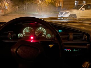 1989 Mazda 626 III (GD), голубой, 70000 рублей, вид 2
