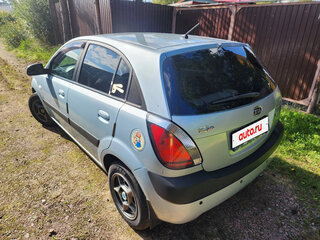 2008 Kia Rio II, серебристый, 630000 рублей, вид 3