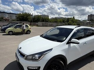 2019 Kia Rio X-Line IV, белый, 1599999 рублей, вид 4