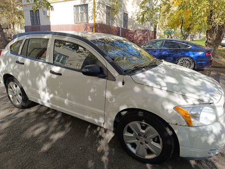 2007 Dodge Caliber I, белый, 420000 рублей, вид 2