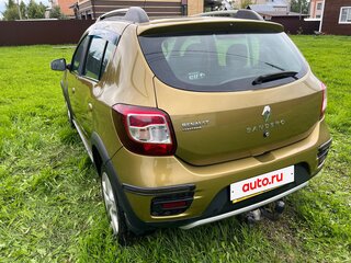 2017 Renault Sandero Stepway II, зелёный, 730000 рублей, вид 4