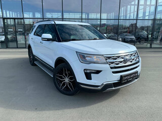 2019 Ford Explorer V Рестайлинг 2, белый, 2300000 рублей, вид 2