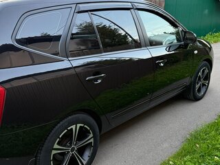 2011 Kia Carens II (UN), чёрный, 950000 рублей, вид 4