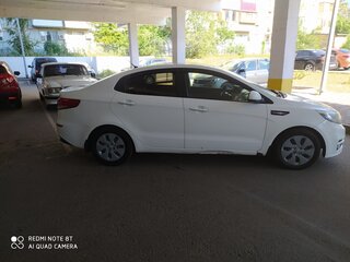 2016 Kia Rio III Рестайлинг, белый, 710000 рублей, вид 4