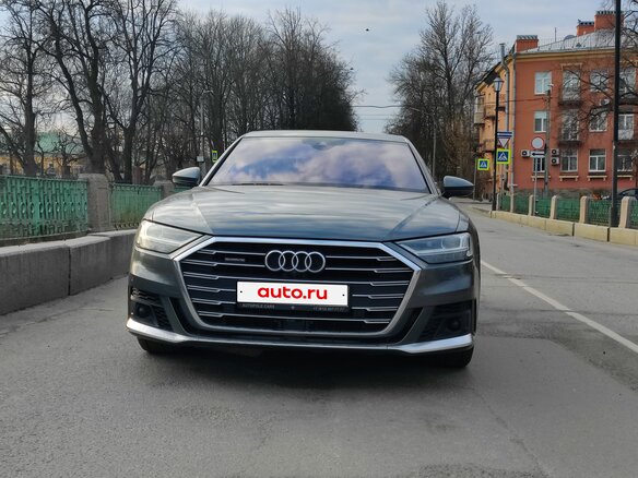 2019 Audi A8 50 TDI IV (D5), серый - вид 1