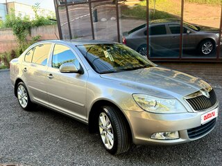 2012 Skoda Octavia II (A5) Рестайлинг, серый, 825000 рублей, вид 5
