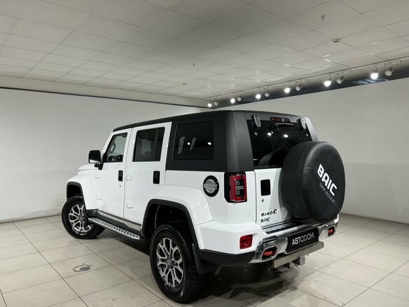2023 BAIC BJ40 I Рестайлинг, белый - вид 7