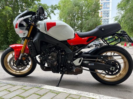 2025 Yamaha XSR900, белый, 1300000 рублей, вид 4