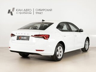 2021 Skoda Octavia IV (A8), белый, 2300854 рублей, вид 3