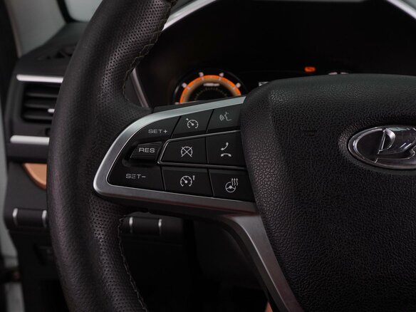 2024 Lada (ВАЗ) Vesta SW Cross I Рестайлинг (NG), белый - вид 12