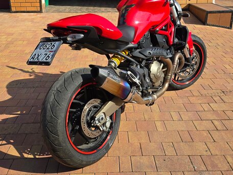 2015 Ducati Monster 821, красный, 560000 рублей, вид 5