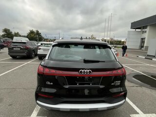 2026 Audi Q6 40 TFSI, чёрный, 7299500 рублей, вид 4