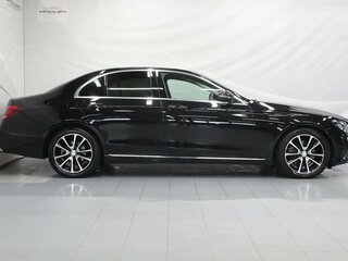 2016 Mercedes-Benz E-Класс 200 V (W213, S213, C238), чёрный, 2989000 рублей, вид 3
