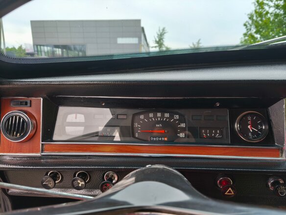 1982 ГАЗ 24 «Волга» 2401 I (24), чёрный, 2000000 рублей - вид 5