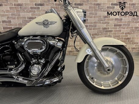 2018 Harley-Davidson Fat Boy, белый, 1800000 рублей, вид 5