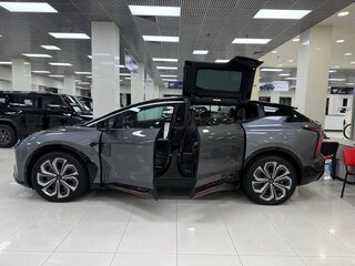 2022 HiPhi X, серый, 5840000 рублей, вид 4