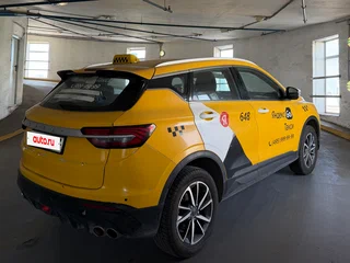 2023 Geely Coolray I, жёлтый, 990000 рублей, вид 3