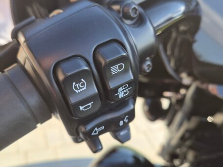 2019 Harley-Davidson Street Glide Special, чёрный, 2000000 рублей, вид 3
