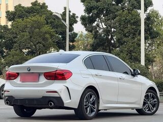 2023 BMW 1 серии 120i III (F52) Рестайлинг, белый, 1420000 рублей, вид 4