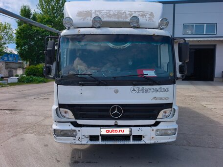 2006 Mercedes-Benz Atego, белый, 1250000 рублей, вид 1