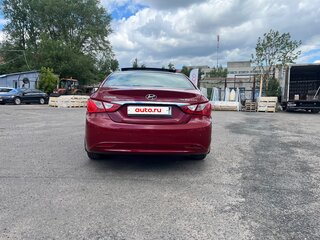 2012 Hyundai Sonata VI (YF), красный, 900000 рублей, вид 5