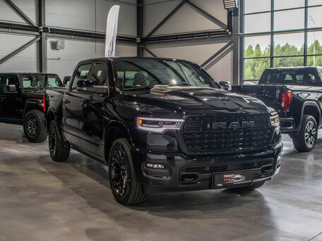 2026 Ram 1500 Crew Cab V Рестайлинг, чёрный, 9690000 рублей, вид 3