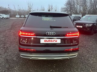2019 Audi Q7 55 TFSI II (4M) Рестайлинг, чёрный, 4990000 рублей, вид 5