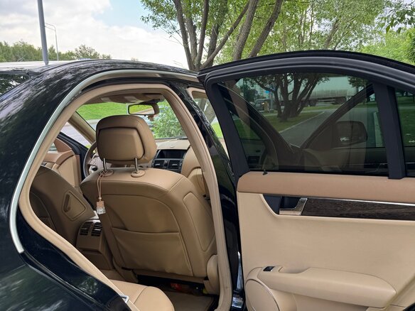 2008 Mercedes-Benz C-Класс 200 III (W204), чёрный, 950000 рублей - вид 8
