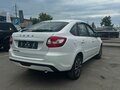 2026 Lada (ВАЗ) Granta I Рестайлинг, белый - вид 3