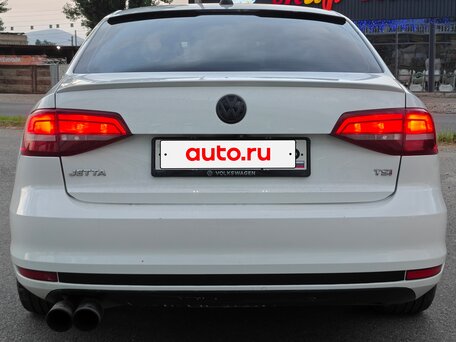 2015 Volkswagen Jetta VI Рестайлинг, белый, 950000 рублей, вид 4