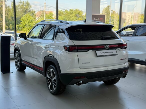 2025 Changan CS35 Plus I Рестайлинг, белый - вид 3