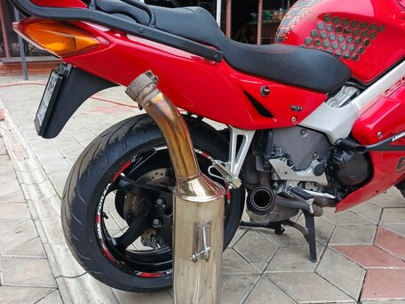 2000 Honda VFR 800, красный, 450000 рублей, вид 4