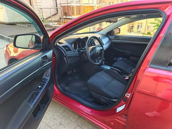 2008 Mitsubishi Lancer X, красный, 790000 рублей - вид 9