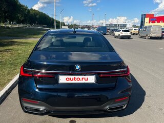 2019 BMW 7 серии Long 730Ld xDrive VI (G11/G12) Рестайлинг, синий, 5850000 рублей, вид 4
