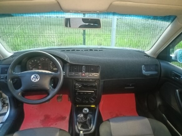 2001 Volkswagen Golf IV, серый, 450000 рублей - вид 5
