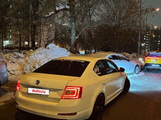 2013 Skoda Octavia III (A7), белый, 990000 рублей, вид 4