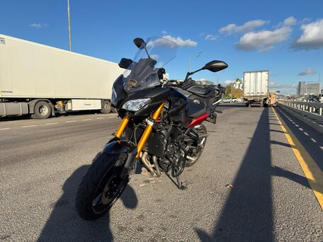 2020 Yamaha MT-09 Tracer (FJ-09), красный, 950000 рублей, вид 1
