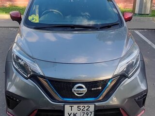 2017 Nissan Note Nismo e-Power II Рестайлинг, серый, 1650000 рублей, вид 2