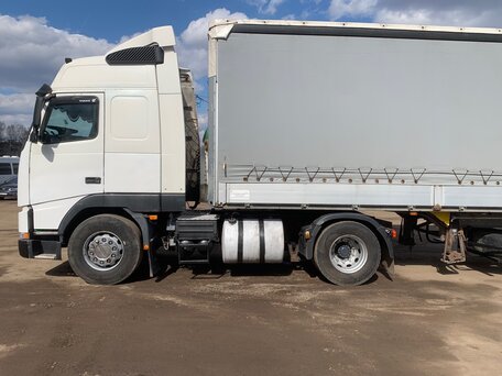 1999 Volvo FH, белый, 1100000 рублей, вид 4