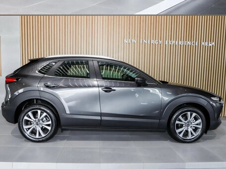 2023 Mazda CX-30 I, бежевый, 2090000 рублей, вид 4