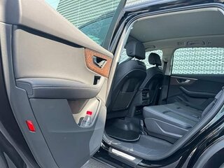 2025 Audi Q7 45 TFSI II (4M) Рестайлинг 2, чёрный, 7520202 рублей, вид 5